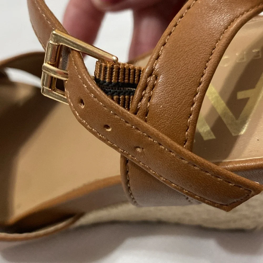 AEROSOLES Brown Leather Like Sandals with Ankle‎ Strap size 7.5 WEDGE ESPADRILLE